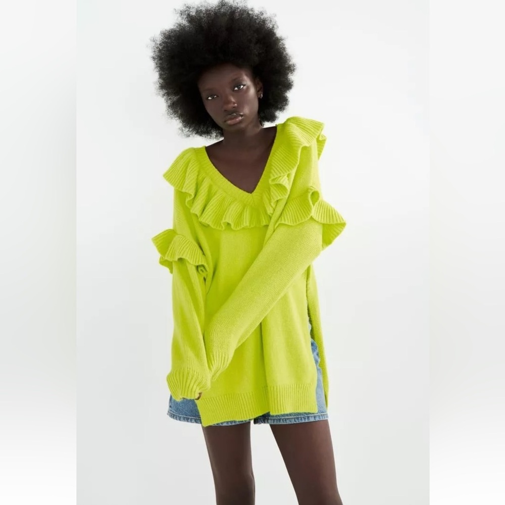 ZARA RUFFLED KNIT SWEATER Lime green size xs-s new with tags